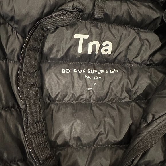 TNA Botanie super light puff jacket size small - Picture 4 of 4